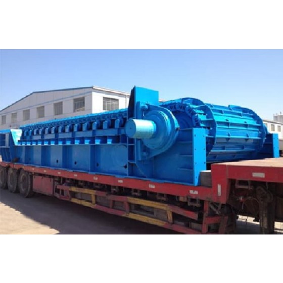 Цепной пластинчатый питатель